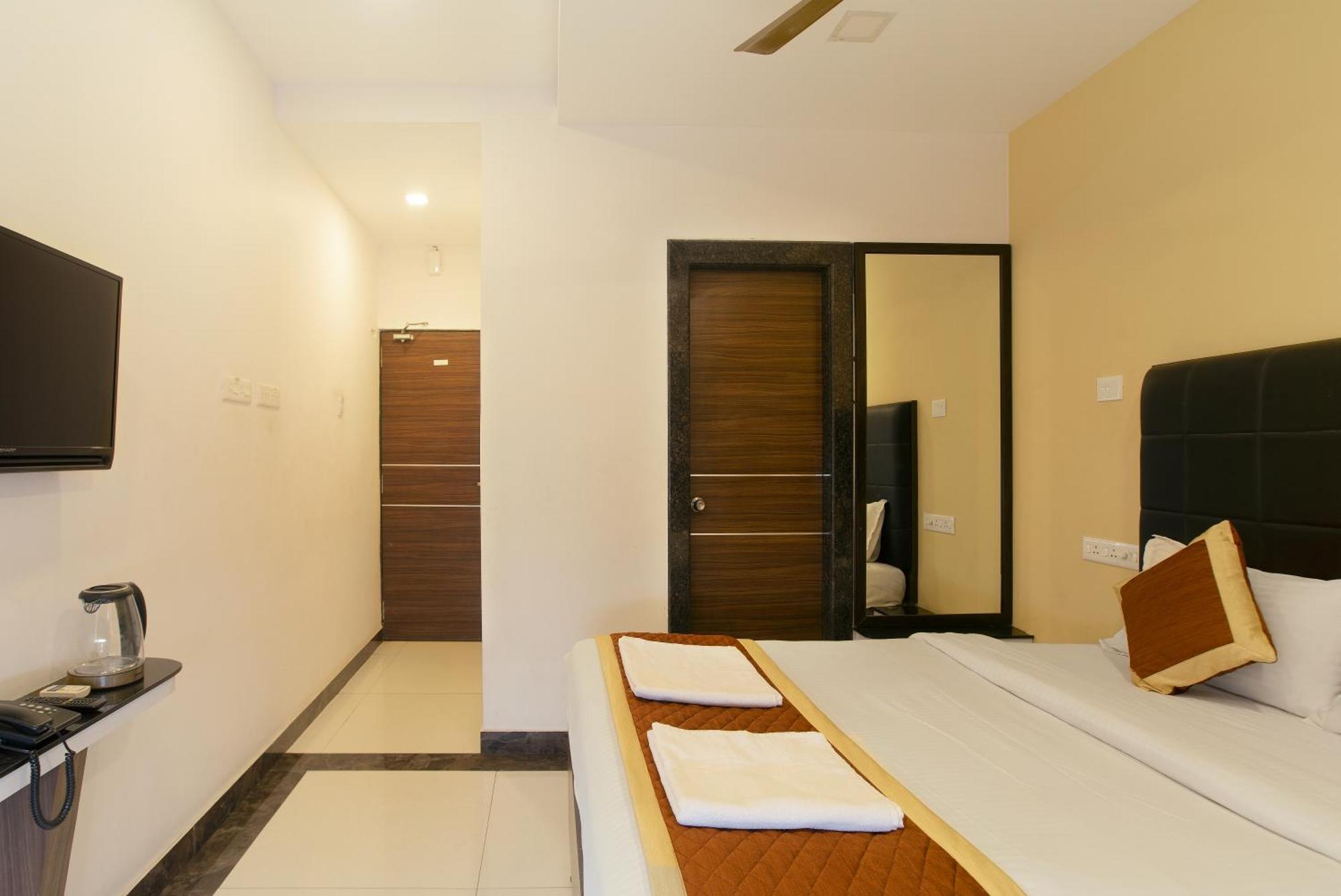 Hotel Manjhi Residency Tiruchirappalli Esterno foto