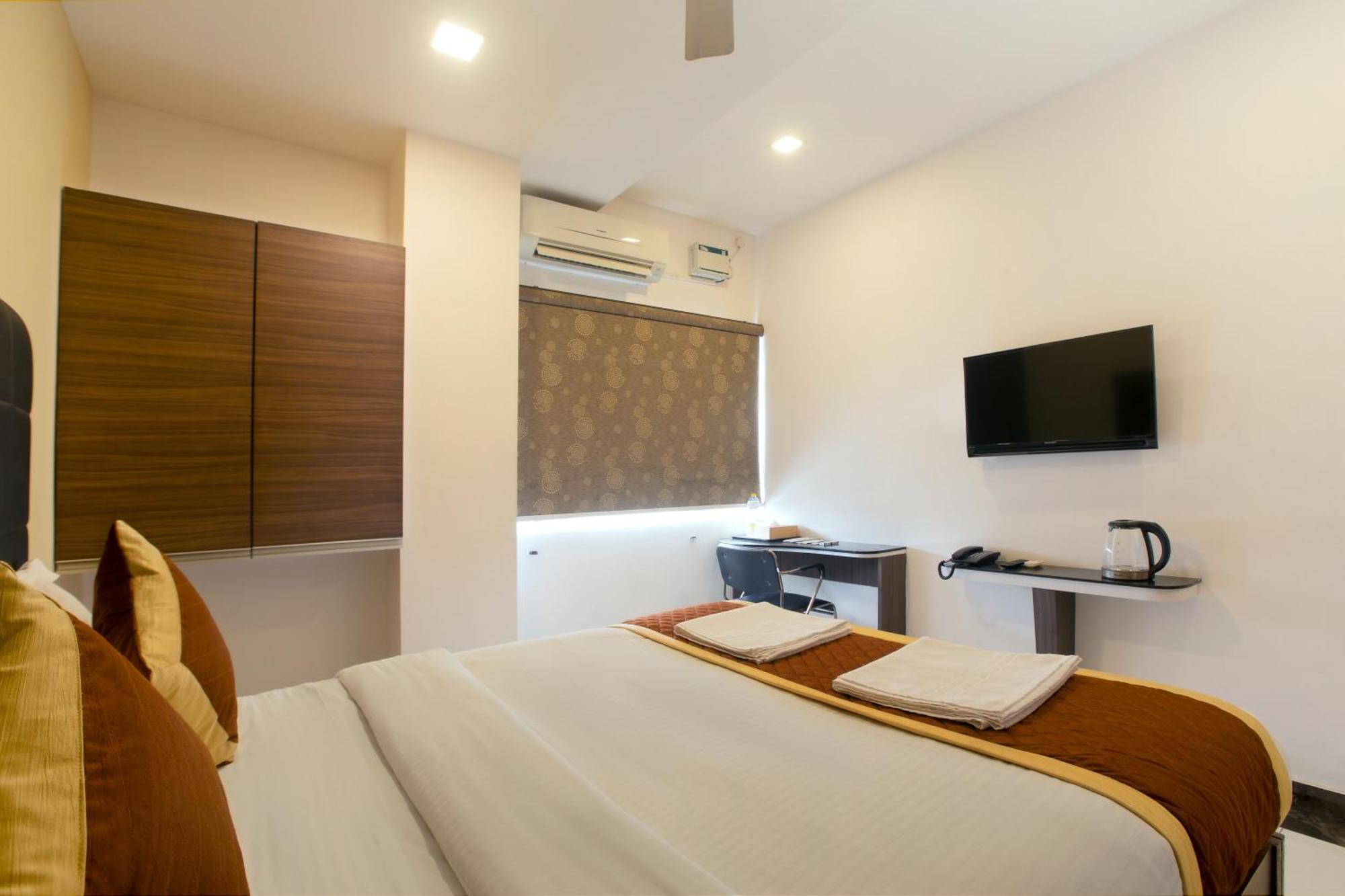 Hotel Manjhi Residency Tiruchirappalli Esterno foto