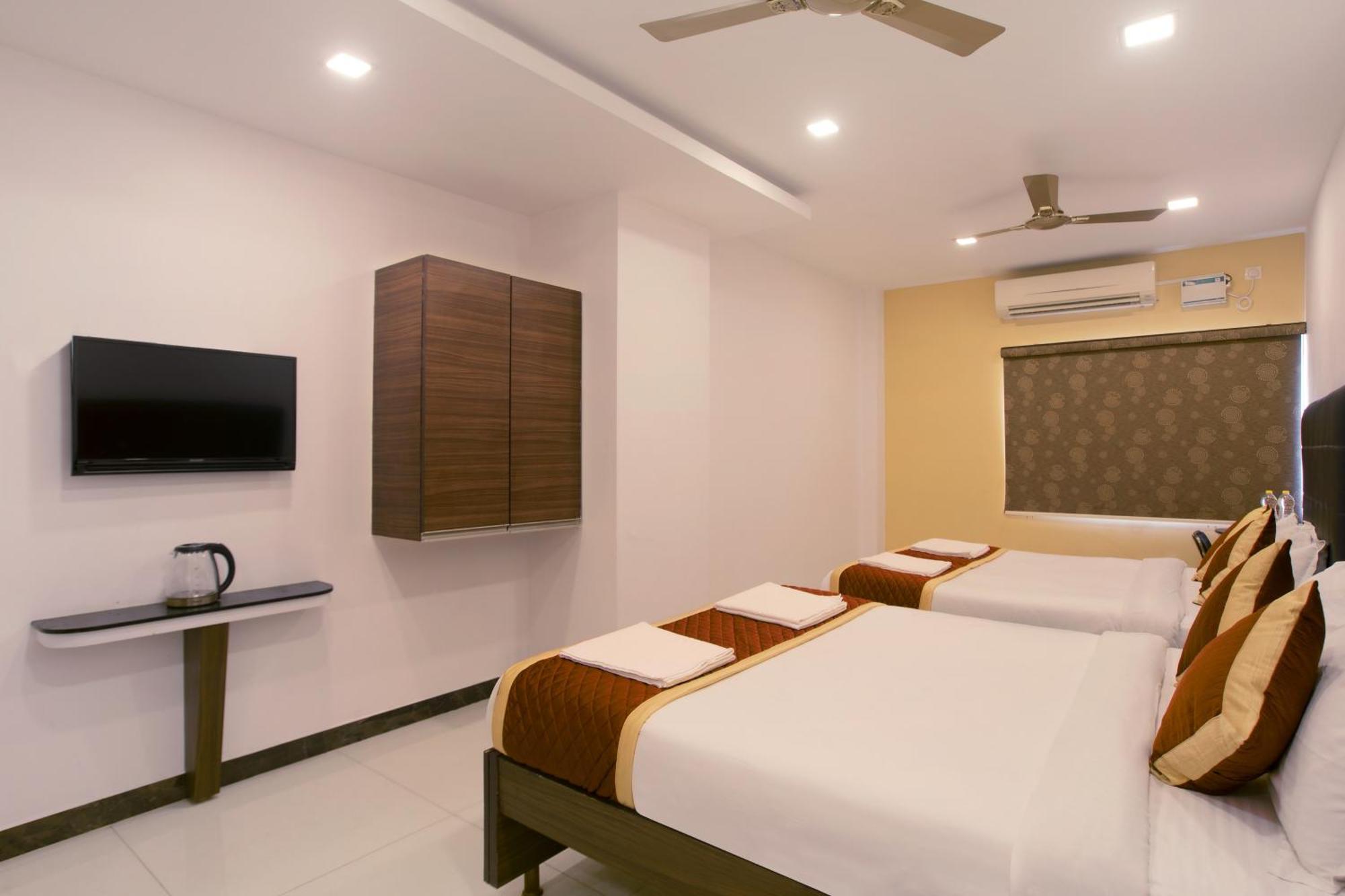 Hotel Manjhi Residency Tiruchirappalli Esterno foto