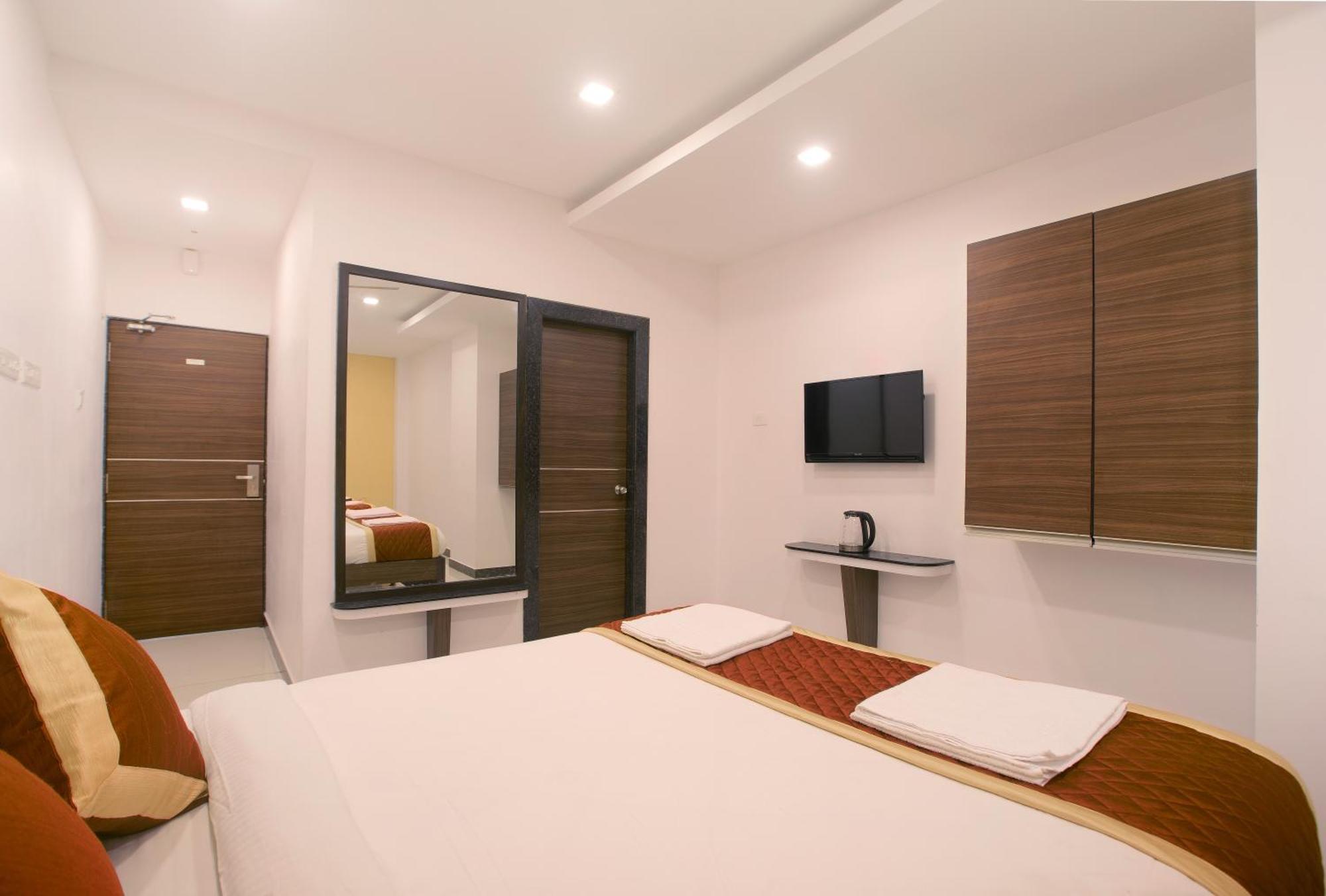 Hotel Manjhi Residency Tiruchirappalli Esterno foto