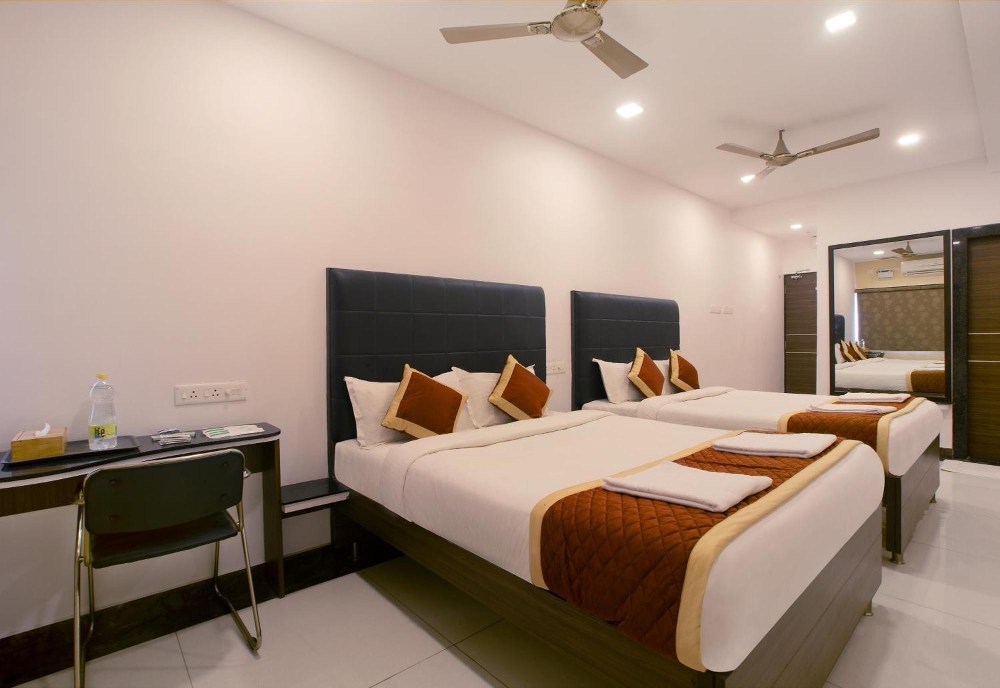 Hotel Manjhi Residency Tiruchirappalli Esterno foto