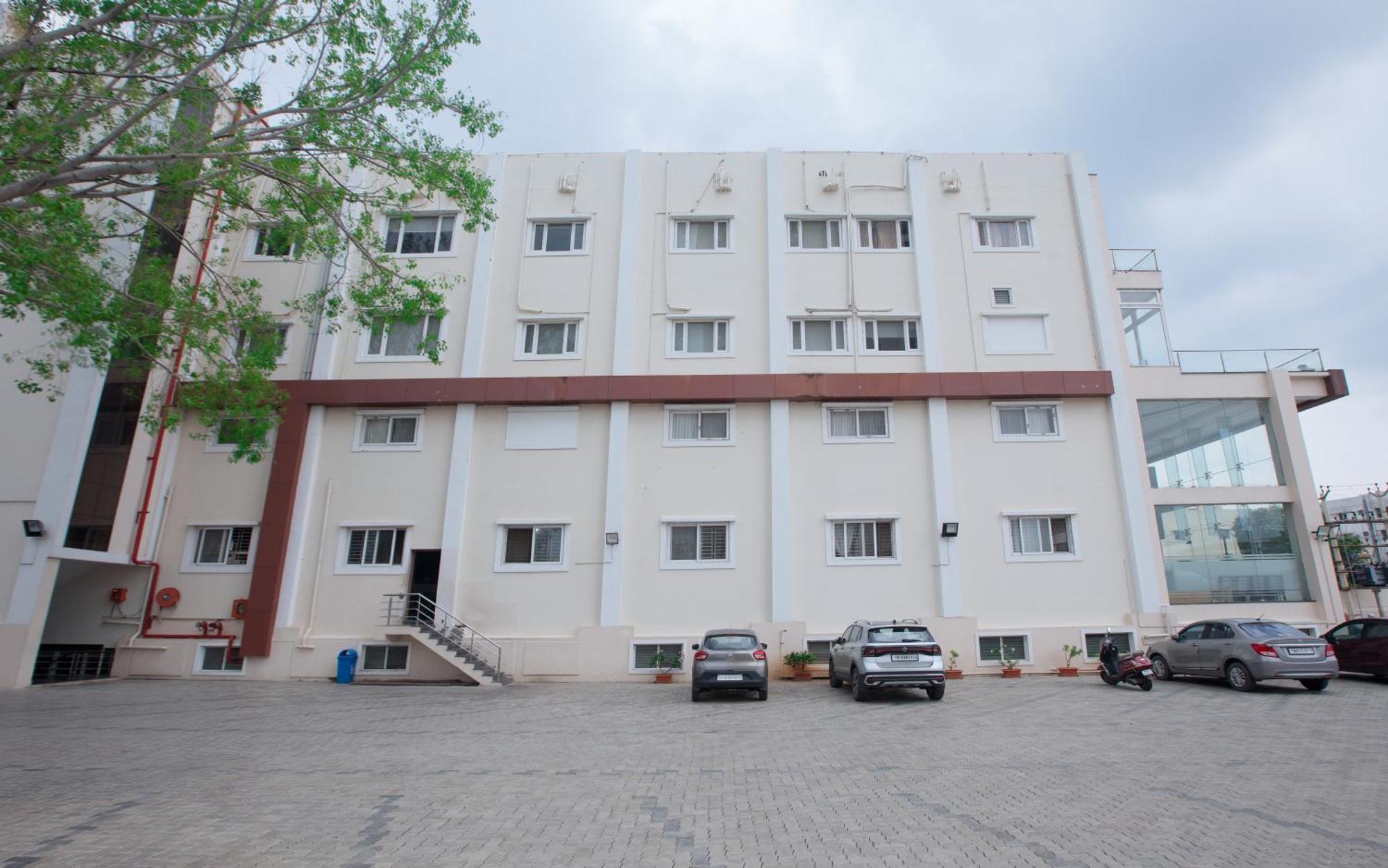 Hotel Manjhi Residency Tiruchirappalli Esterno foto
