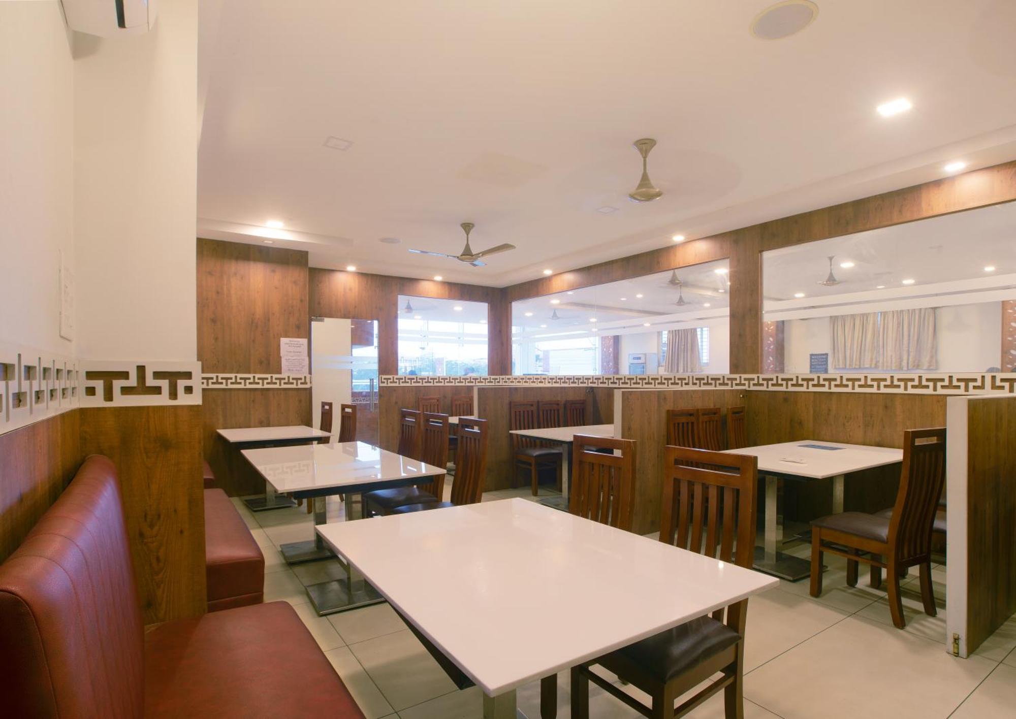 Hotel Manjhi Residency Tiruchirappalli Esterno foto