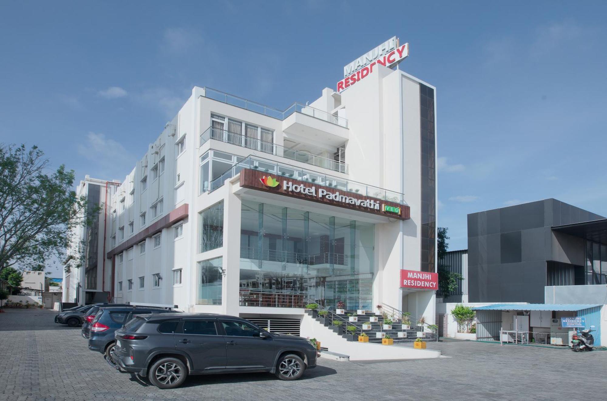 Hotel Manjhi Residency Tiruchirappalli Esterno foto