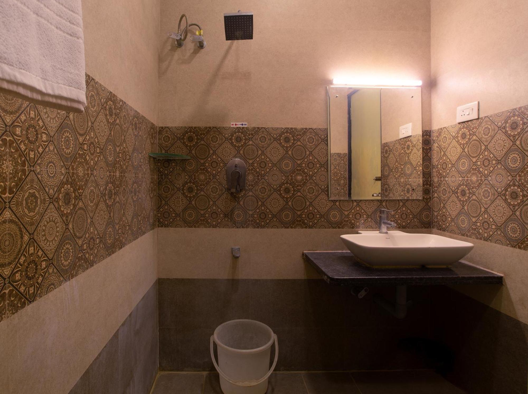 Hotel Manjhi Residency Tiruchirappalli Esterno foto